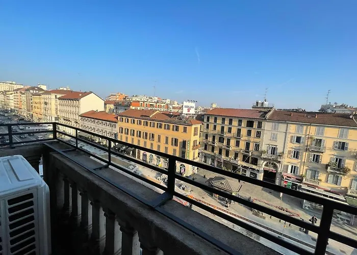 شقة Luxury Penthouse - 5 Min To Duomo