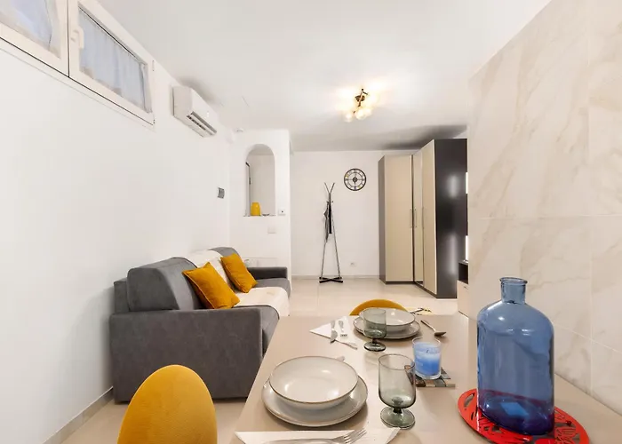 Apartment Linate Susa M4 - Oasi Chic Airport 15 Min Mailand