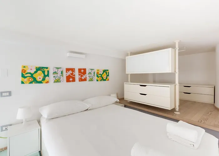 Guesthost - Cosy On 2 Levels! *