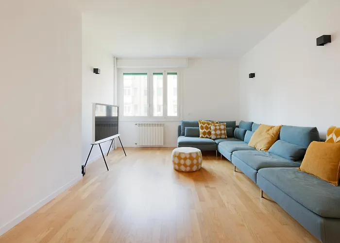 Appartement Guesthost - Bright And Modern Milaan