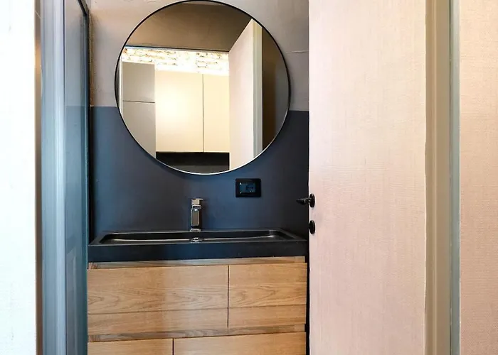 Isola Stylish Loft In 밀라노