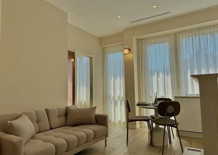 Apartment - Corso Garibaldi - *