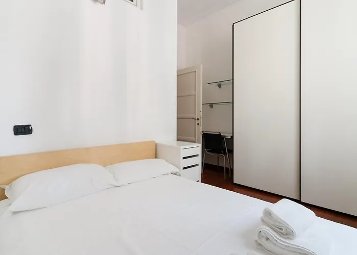 Apartment Guesthost - Comfy 500 Mt From Mm Loreto