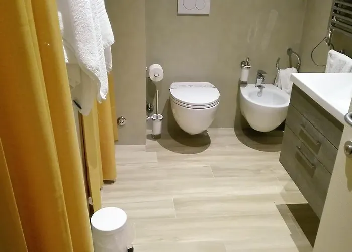享受米兰酒店 招待所