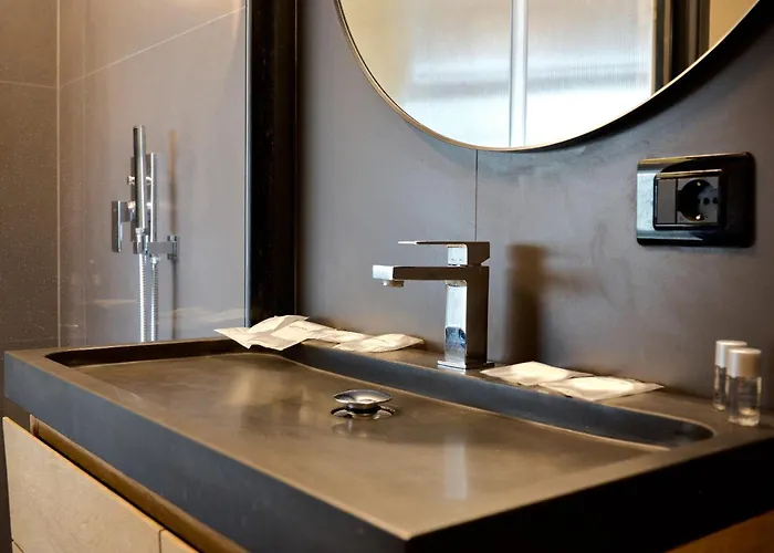 아파트 Isola Stylish Loft In *