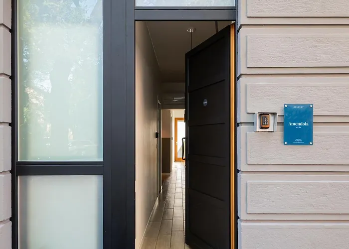 Relstay - Amendola 3*