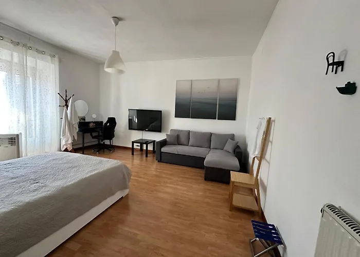 בית הארחה Molis's House