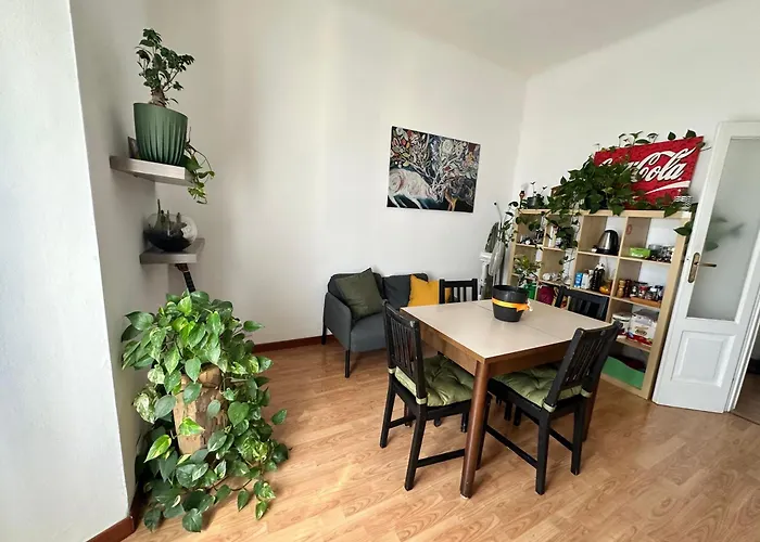 Molis's House Гостевой дом Милан