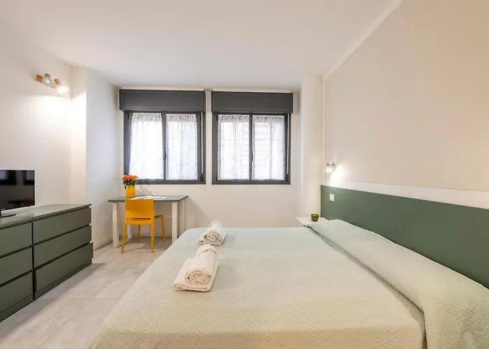 La Casa Sul Naviglio Di Debora Apartment *