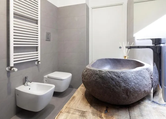 아파트 Citylife Mico Modern With Private Garden *