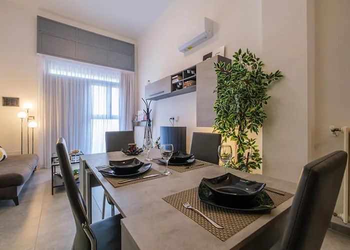 Modern Loft - 2 Min Metro M1, 15 Min Duomo Apartamento