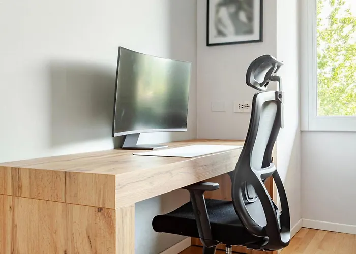 New In Arco Della Pace Apartamento