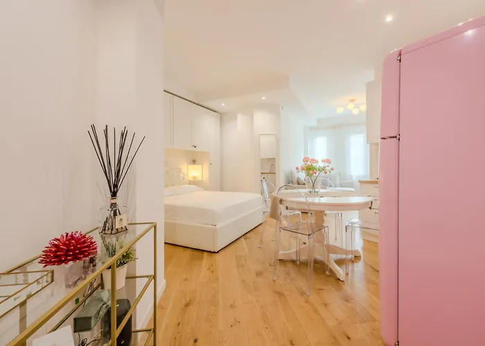 Easytopstay - Elegant Nest In Daire Milano