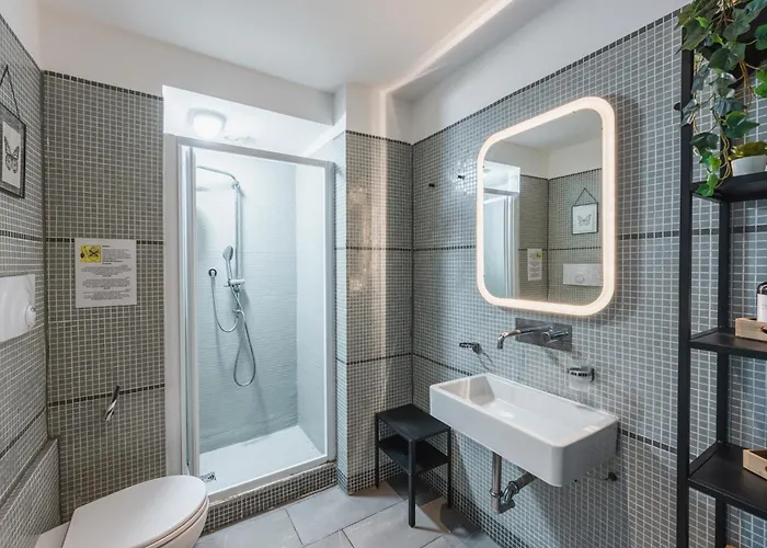 Navigli Area - Urban Oasis In Design Courtyard * Mediolan