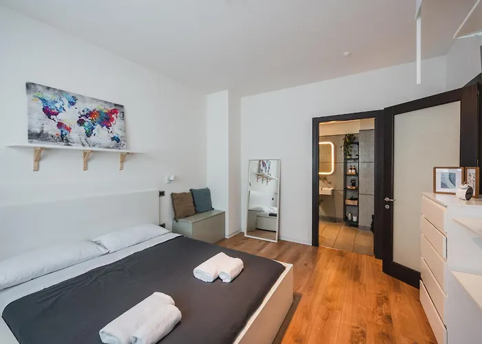Navigli Area - Urban Oasis In Design Courtyard *