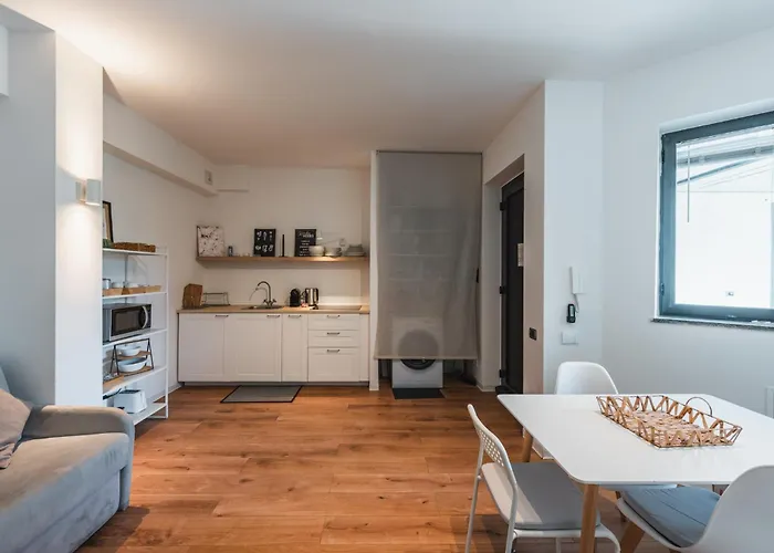 Apartament Navigli Area - Urban Oasis In Design Courtyard