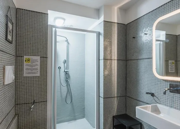 Navigli Area - Urban Oasis In Design Courtyard * Mediolan