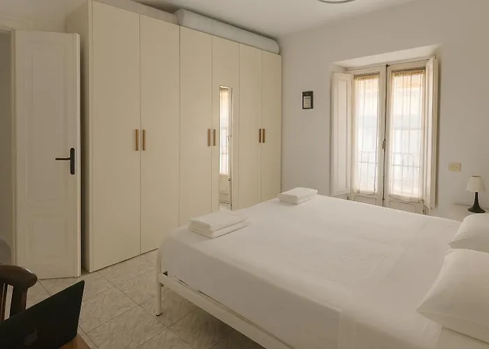 Apartament Freedhome - Nightlife