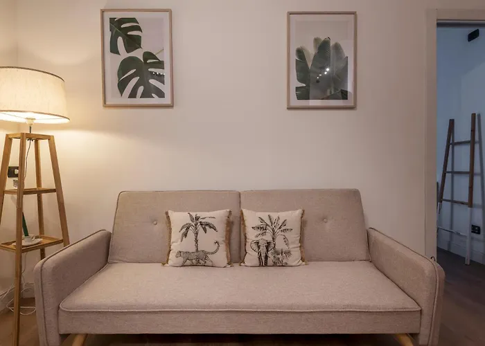 Appartamento Nuovo In Zona Isola *