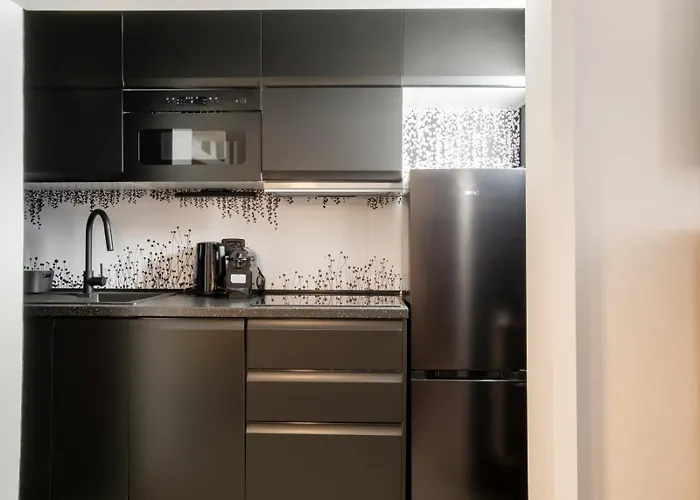 I-host - Pavia 10 Апартаменты Милан