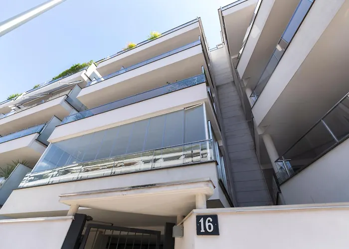 Rolandi Duplex With Terrace