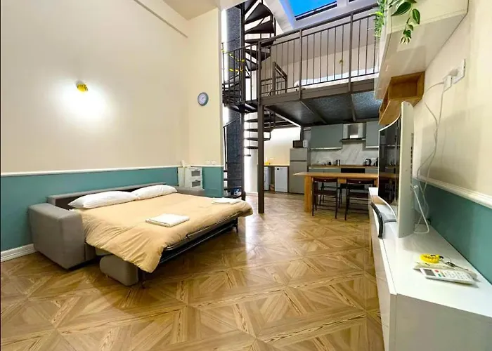 Loft The Palm - Metro M2, Spazioso & Parcheggio Apartamento *
