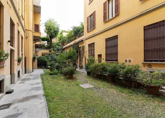 Guesthost - Mm2 Sant'agostino * Mediolan