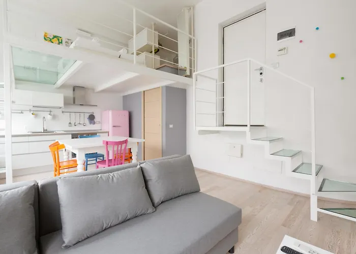 Guesthost - Cosy On 2 Levels! * 밀라노