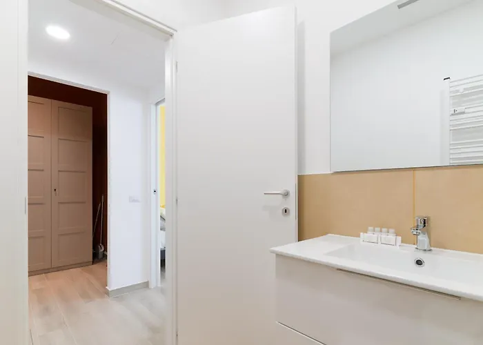 Apartment Guesthost - Cosy Milano- Bande Nere M1