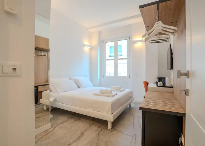 Italianflat - Vandom 1 Duomo Foresteria Lombarda 3* Milan