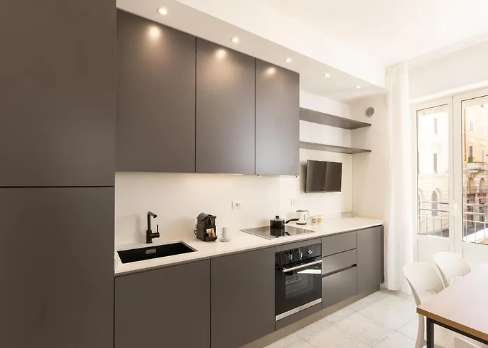 Design And Fashion - New Bright Apartment Mailand
