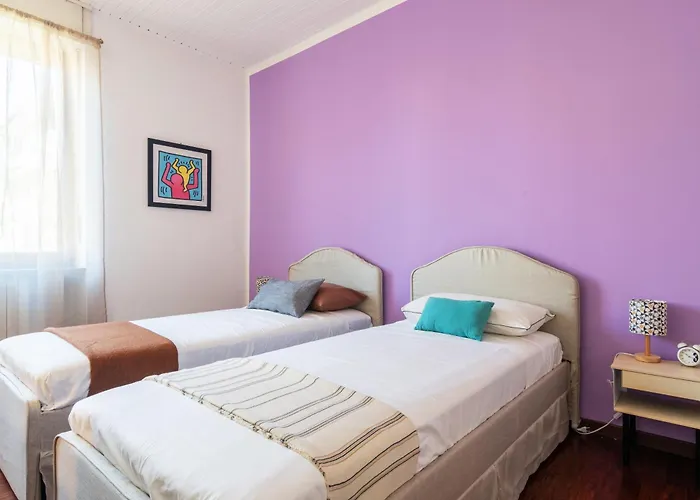 Adele Flexyrent * Milan