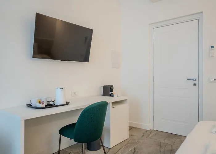 Italianflat - Vandom 1 Suite Duomo Foresteria Lombarda 招待所