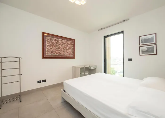 Comfortable Two-room For Rho Fiera Apartment Milan