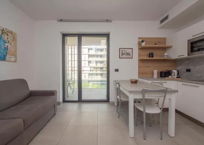 Comfortable Two-room For Rho Fiera Apartment
