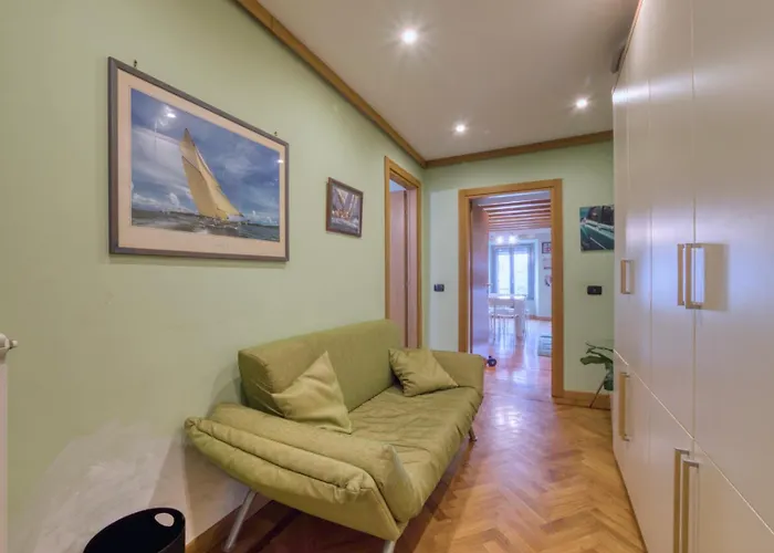 Appartamento I-host - Trilocale Navigli Con Vista Darsena Milano