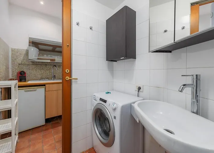 Appartamento Easy Parking - 1 Min From Bus To San Siro Stadium - Air Conditioning Milano