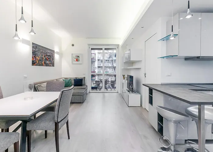 Just Urban - 2br 2 Bathrooms With Balconies -city Life & M5 Милан