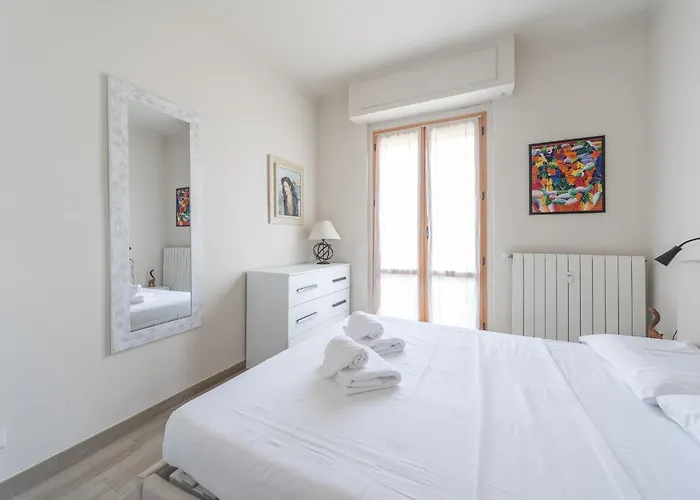 아파트 Stylish Porta Romana With Terrace