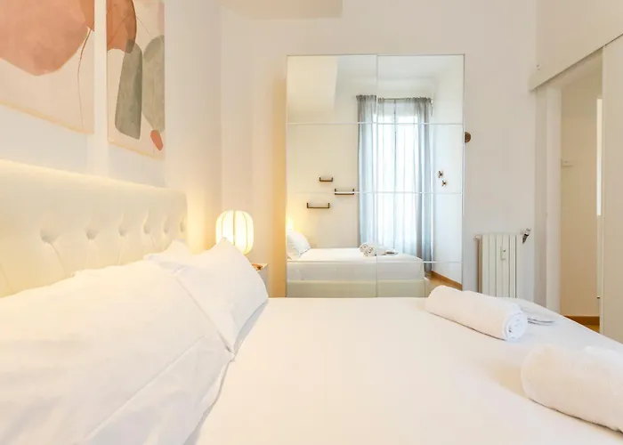 Apartment Co99 - Spacious One Bedroom Gallarati Scotti Milan