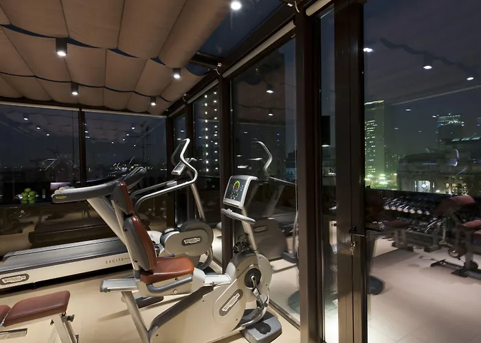 Starhotels Echo 4* Милан