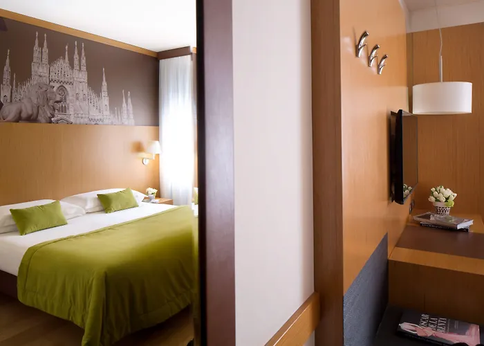 Starhotels Tourist 4*