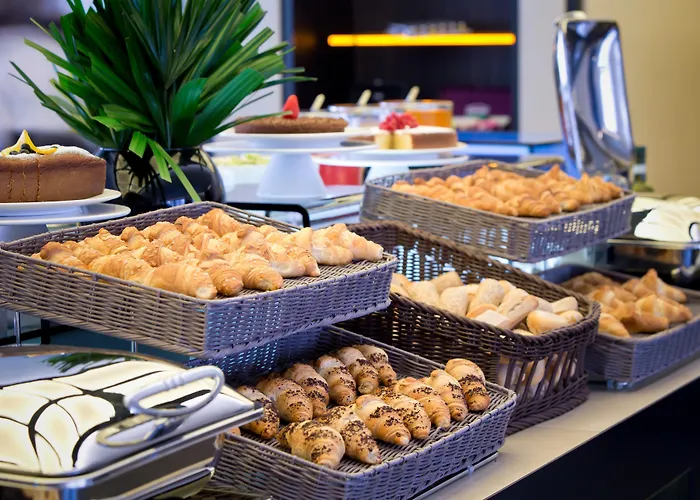 Starhotels Tourist Hotell 4*