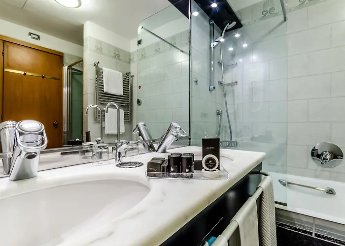 Brunelleschi Hotel 4*