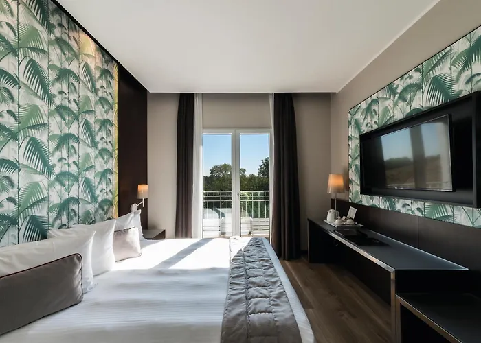 Manin Hotel 4*