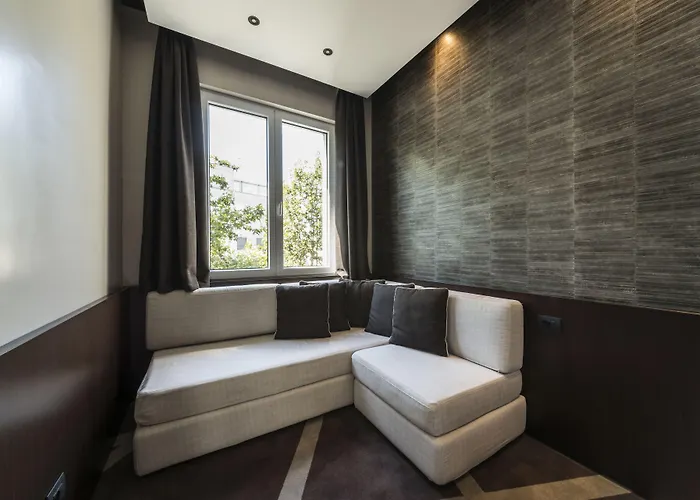 Manin Hotel