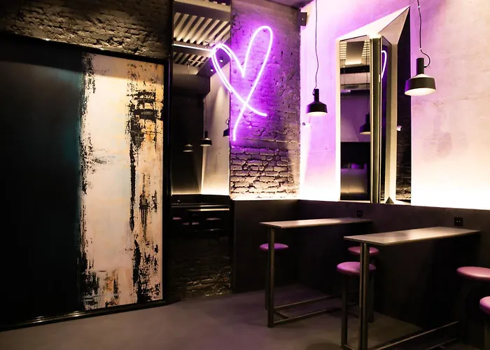 Heart فندق ميلان