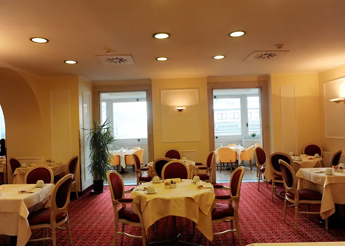 Ih Ambasciatori Hotell 4*