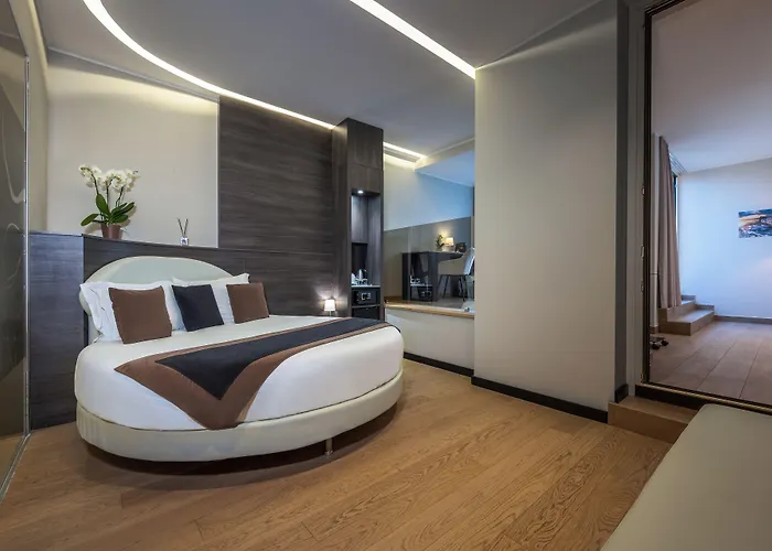 Ih Ambasciatori Hotell 4*