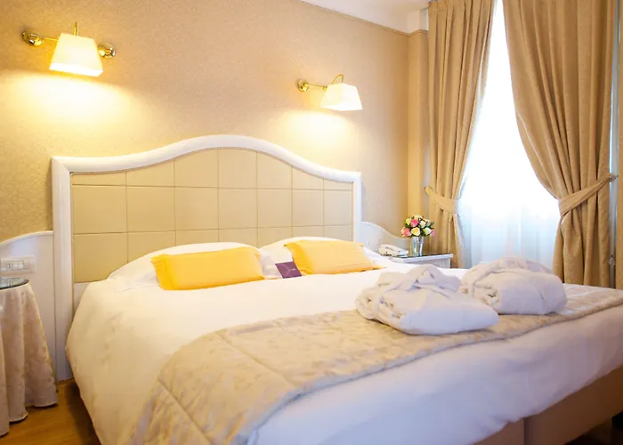 Отель Mercure Centro 4*
